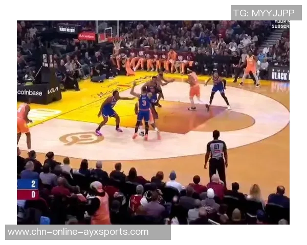 詹姆斯对阵尼克斯精彩比赛录像回顾与分析，重温经典瞬间与战术对决